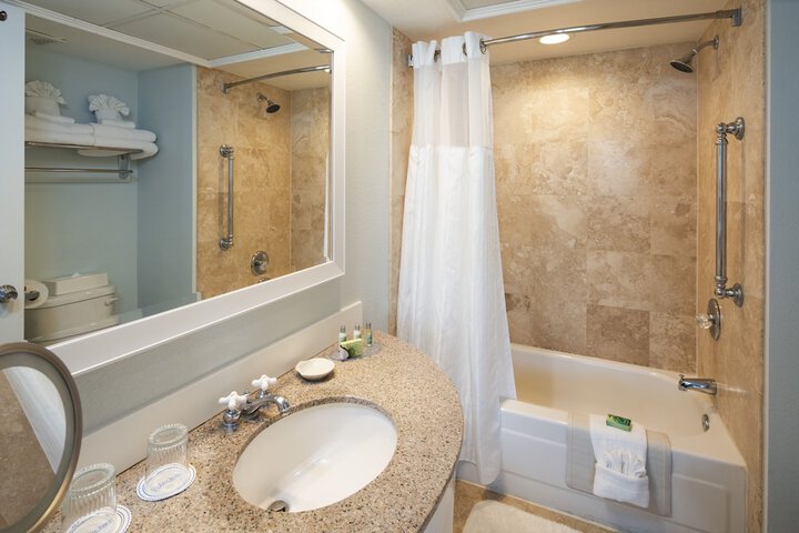 Island Grand at TradeWinds