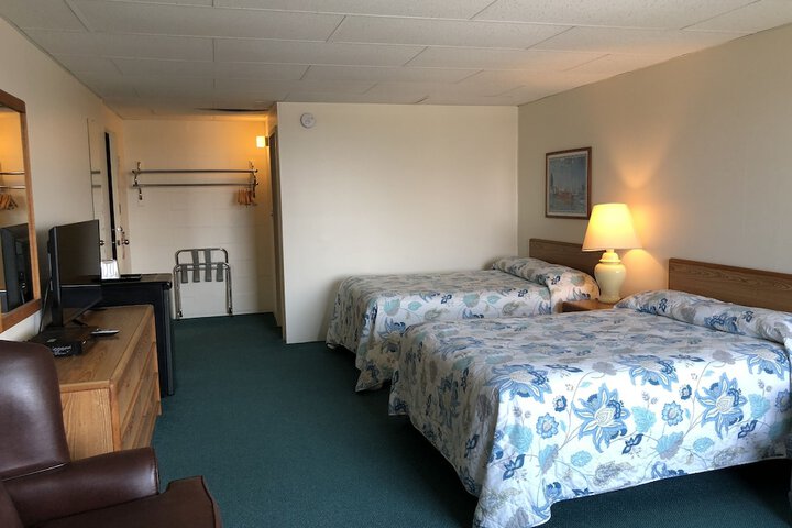 Room 16 of 17