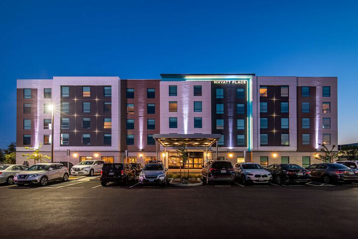 Hotel 4 of 71
