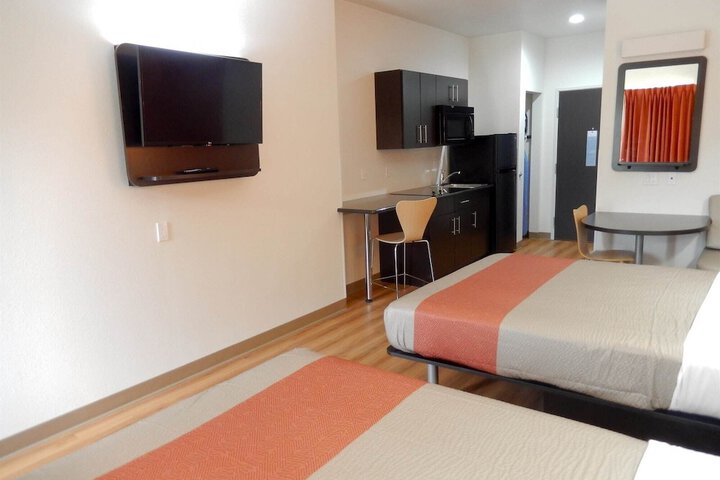 Motel 6 Tulsa OK