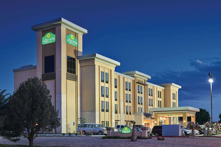 La Quinta Inn & Suites by Wyndham Carlsbad