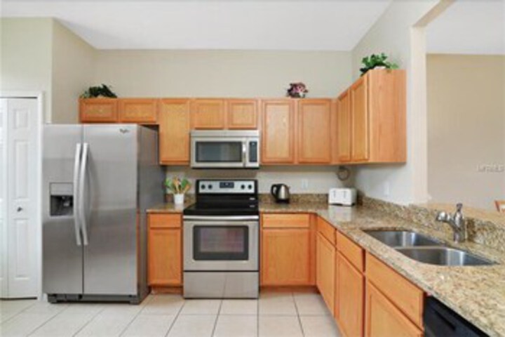 Amazing Townhome! - Regal Palms - 122CD