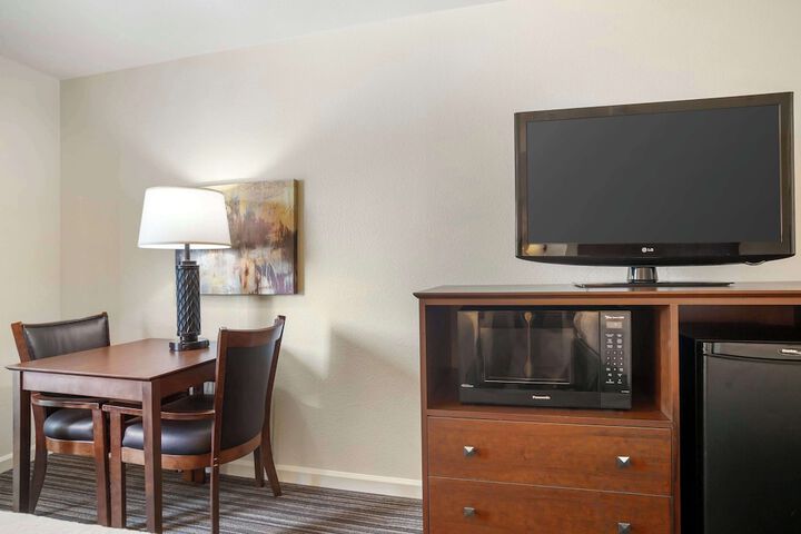 Best Western Clovis Cole