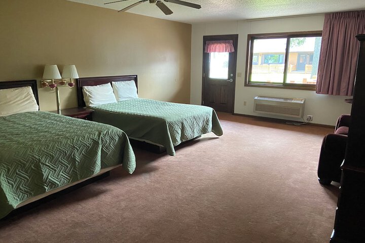 Horseshoe Bay Lodge