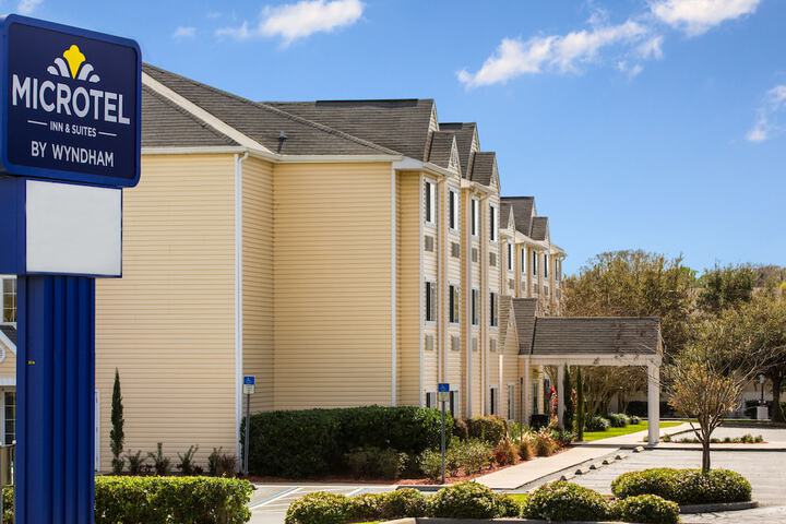 Hotel 2 of 50