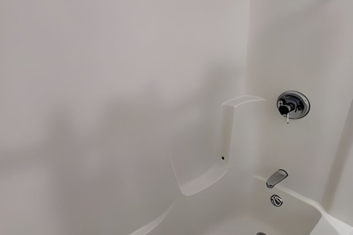 Room 21 of 46