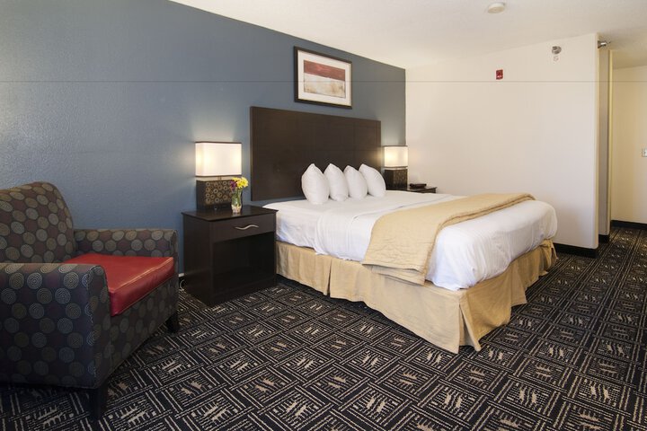 Room 19 of 41