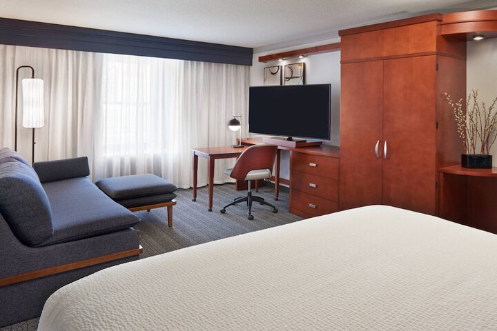 Room 40 of 51