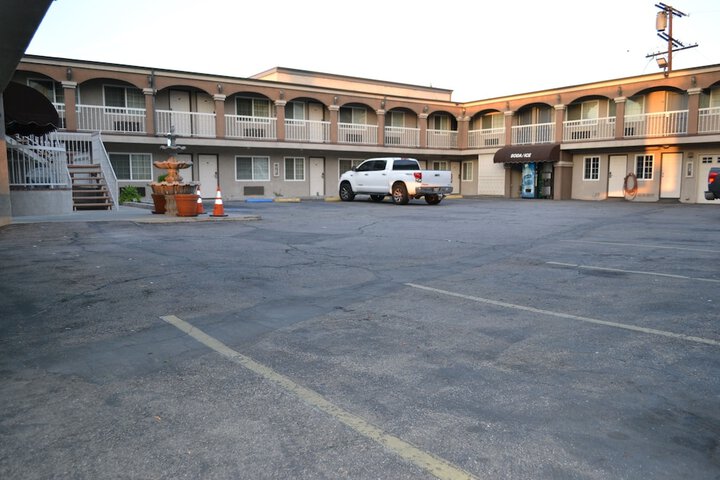 Hotel 4 of 20