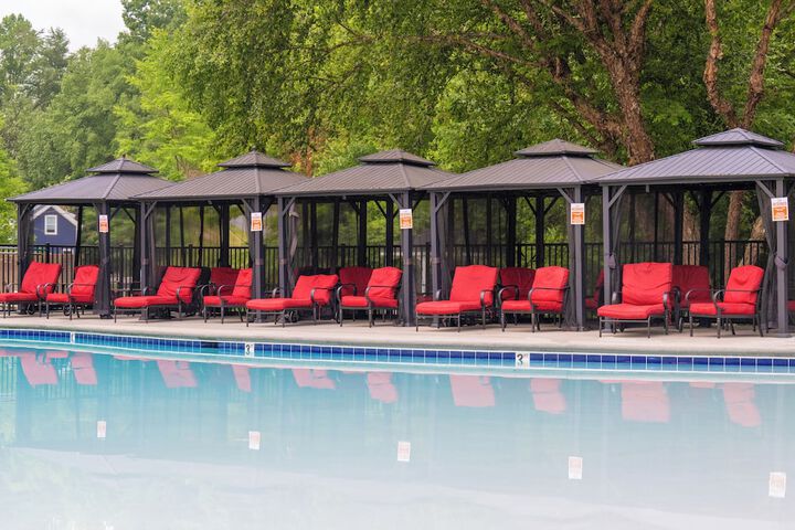 Country Cascades Waterpark Resort