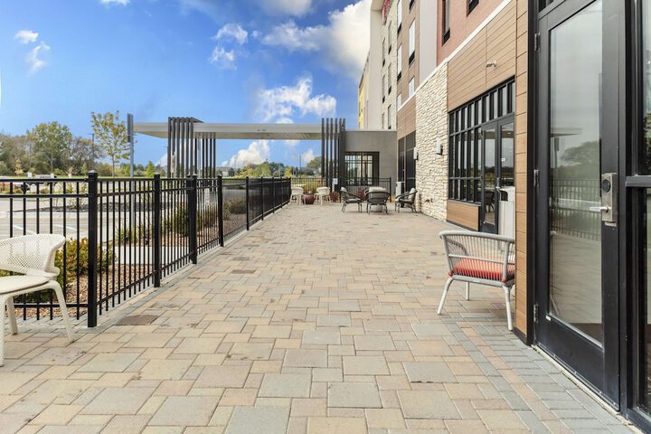 Terrace/Patio 22 of 23