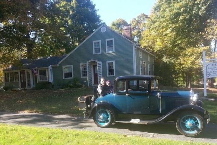 Truman Gillet House Bed & Breakfast