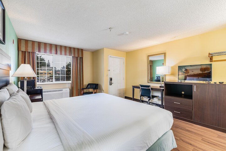 Room 18 of 42