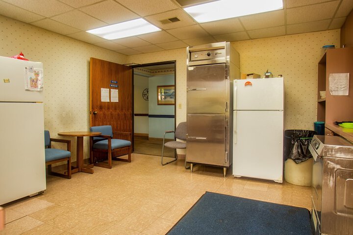 Room 27 of 46