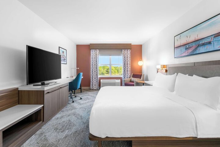 Room 36 of 73