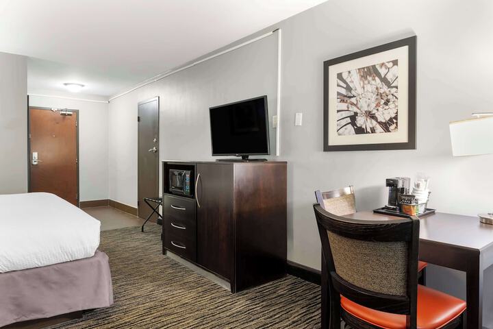 Best Western University Inn at Valparaiso