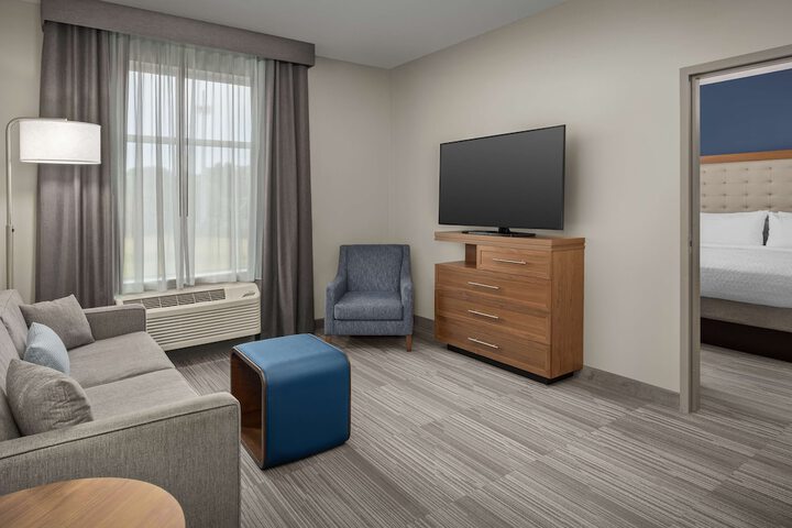 Room 19 of 48