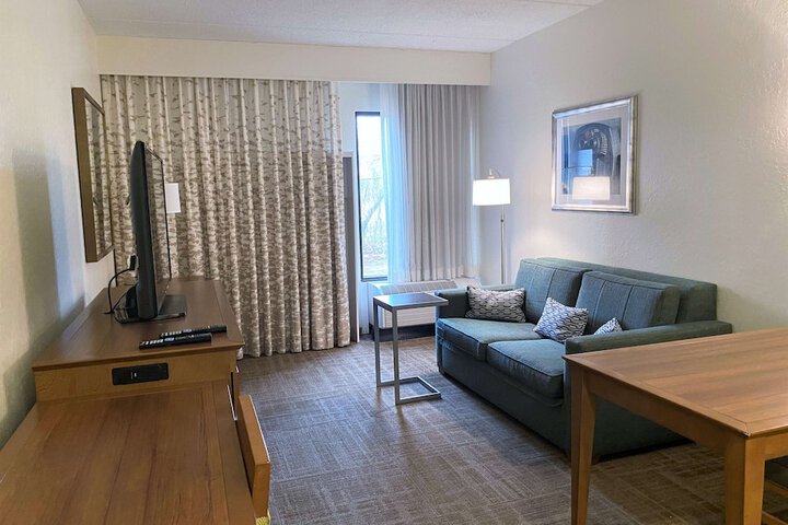 Room 43 of 70