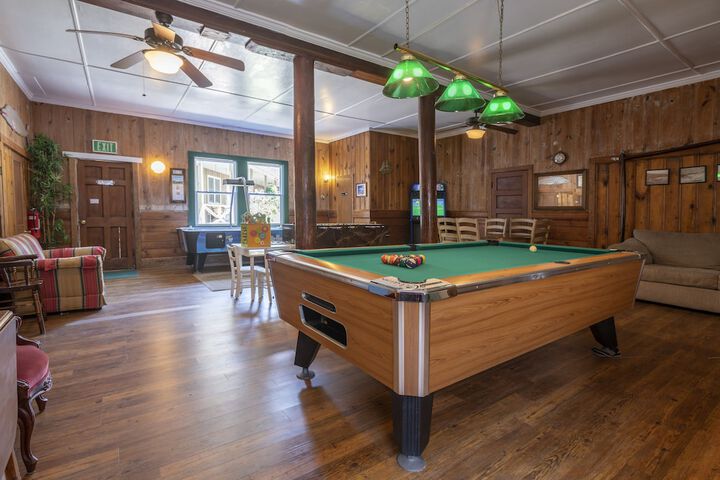 Blackbeards Lodge