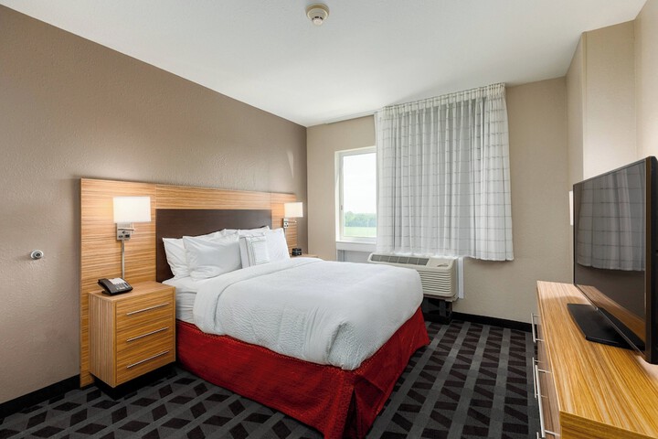 Room 20 of 33