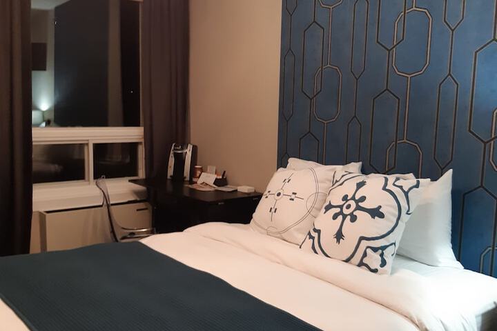 Room 34 of 57