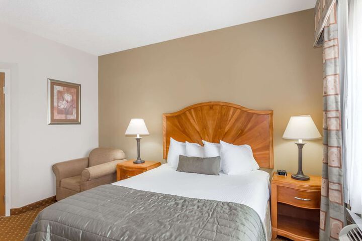 Room 15 of 22