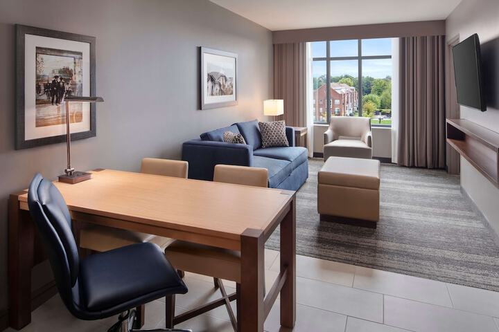 Embassy Suites by Hilton South Bend at Notre Dame