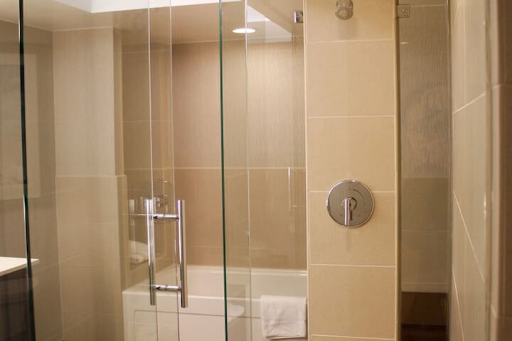 Embassy Suites by Hilton Seattle North Lynnwood