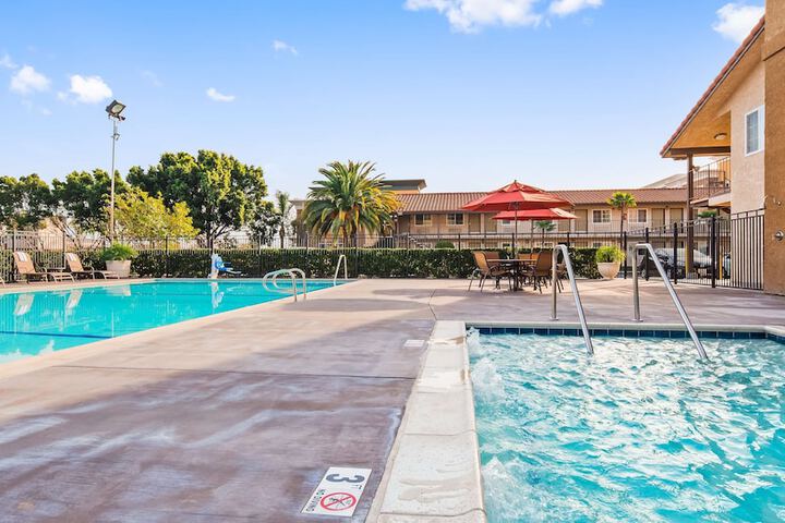 Pool 5 of 22