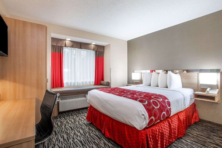 Microtel Inn & Suites by Wyndham Charleston WV