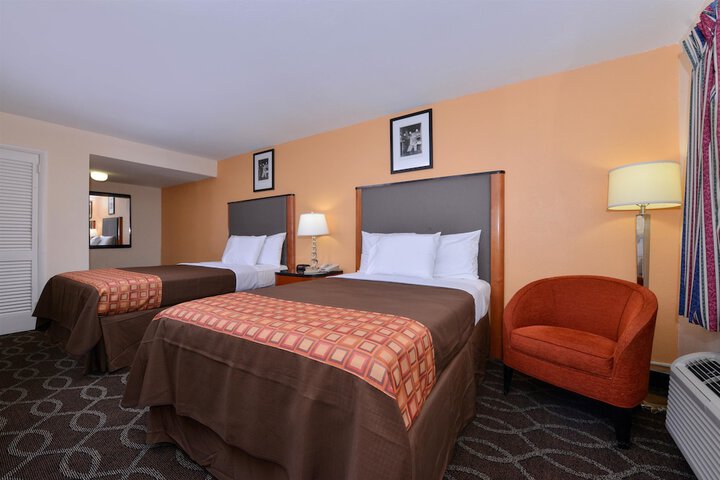 Media Inn and Suites