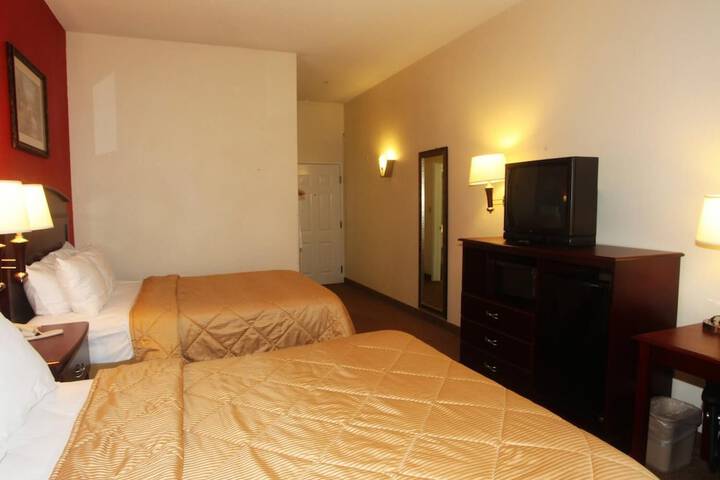 Room 16 of 19