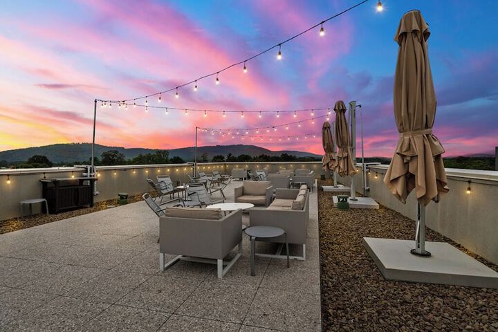 Terrace/Patio 159 of 164