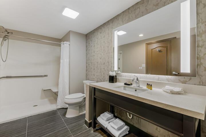 Best Western Plus Sanford Airport / Lake Mary Hotel