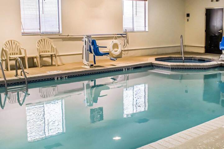 Pool 4 of 42