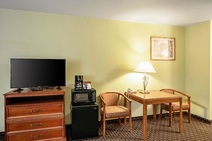 Room 19 of 30