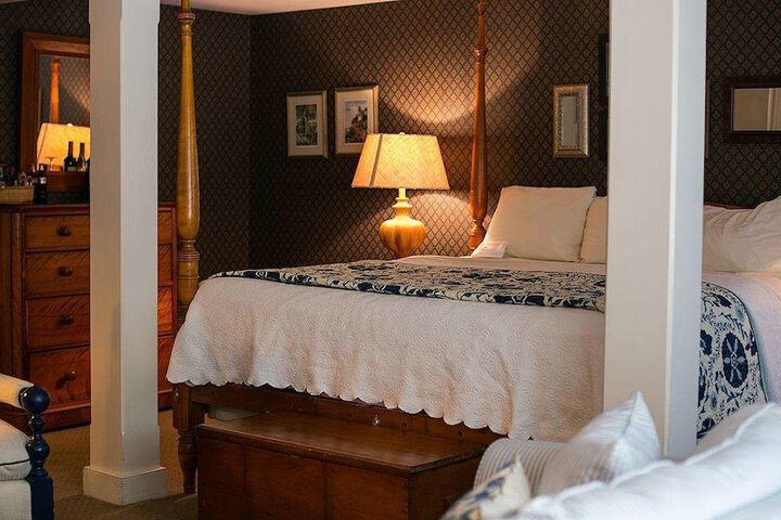 Room 44 of 112