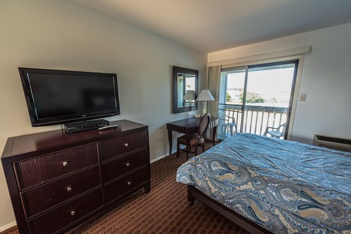 Room 44 of 68