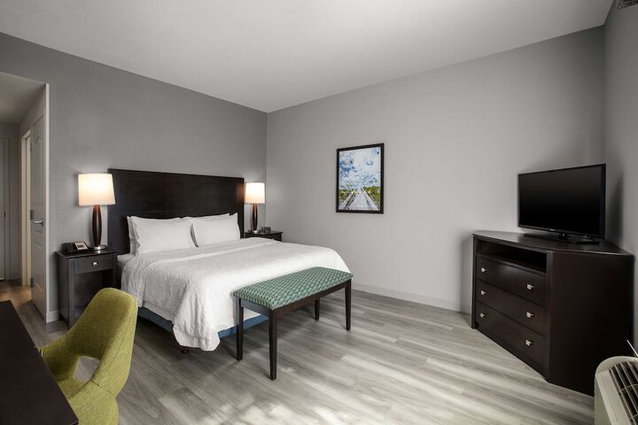 Room 17 of 31
