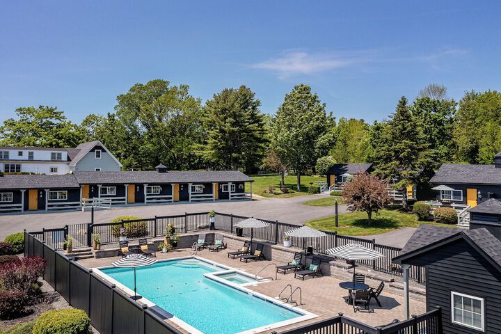 Pool 41 of 123