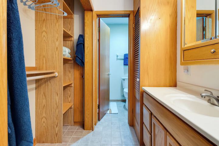 Antiquing & Fishing: Riverfront Waupaca Home!
