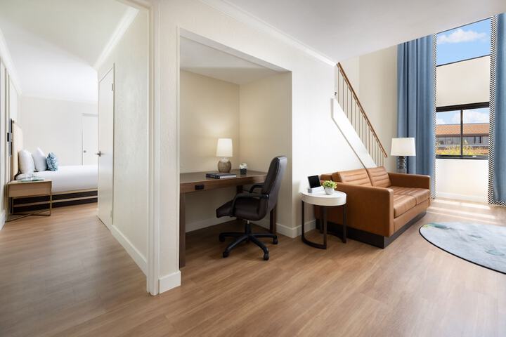 Room 87 of 118