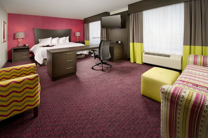 Room 11 of 19