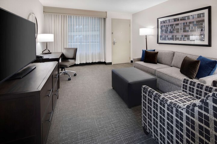 Embassy Suites by Hilton Detroit Troy Auburn Hills