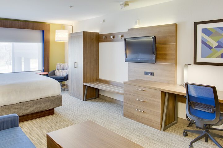 Holiday Inn Express & Suites Chickasha by IHG