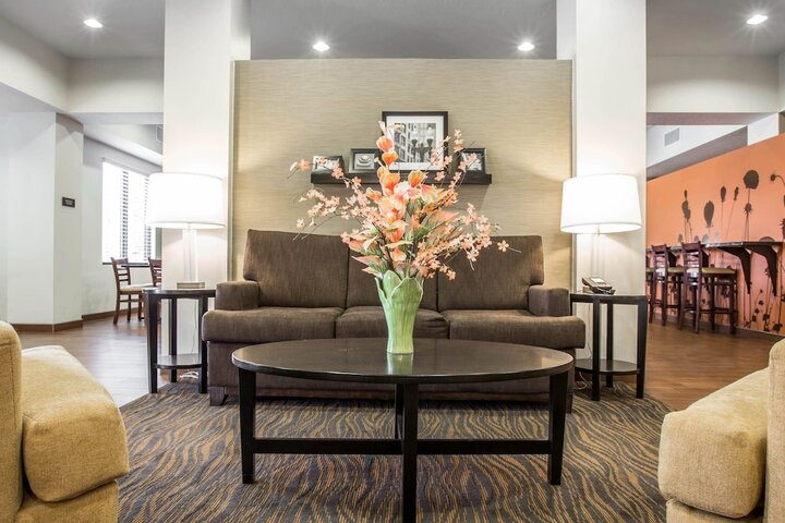 Hotel Interior 16 of 61