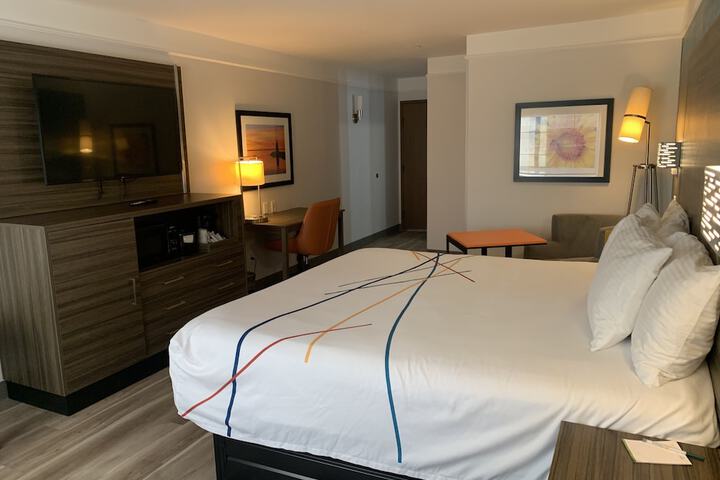 Room 13 of 49