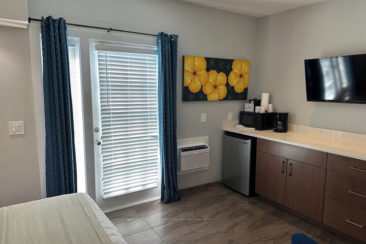 Room 161 of 259