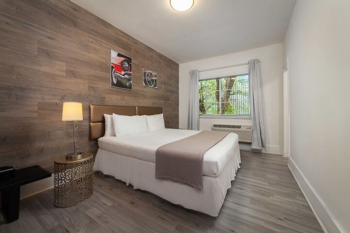 Room 44 of 71