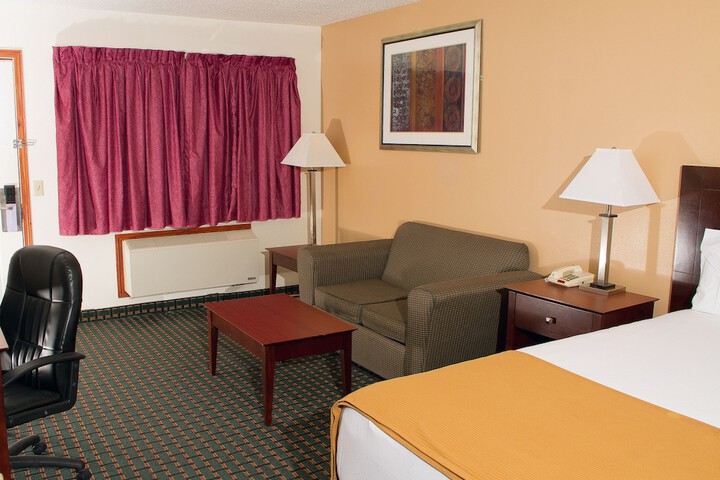 Room 8 of 21